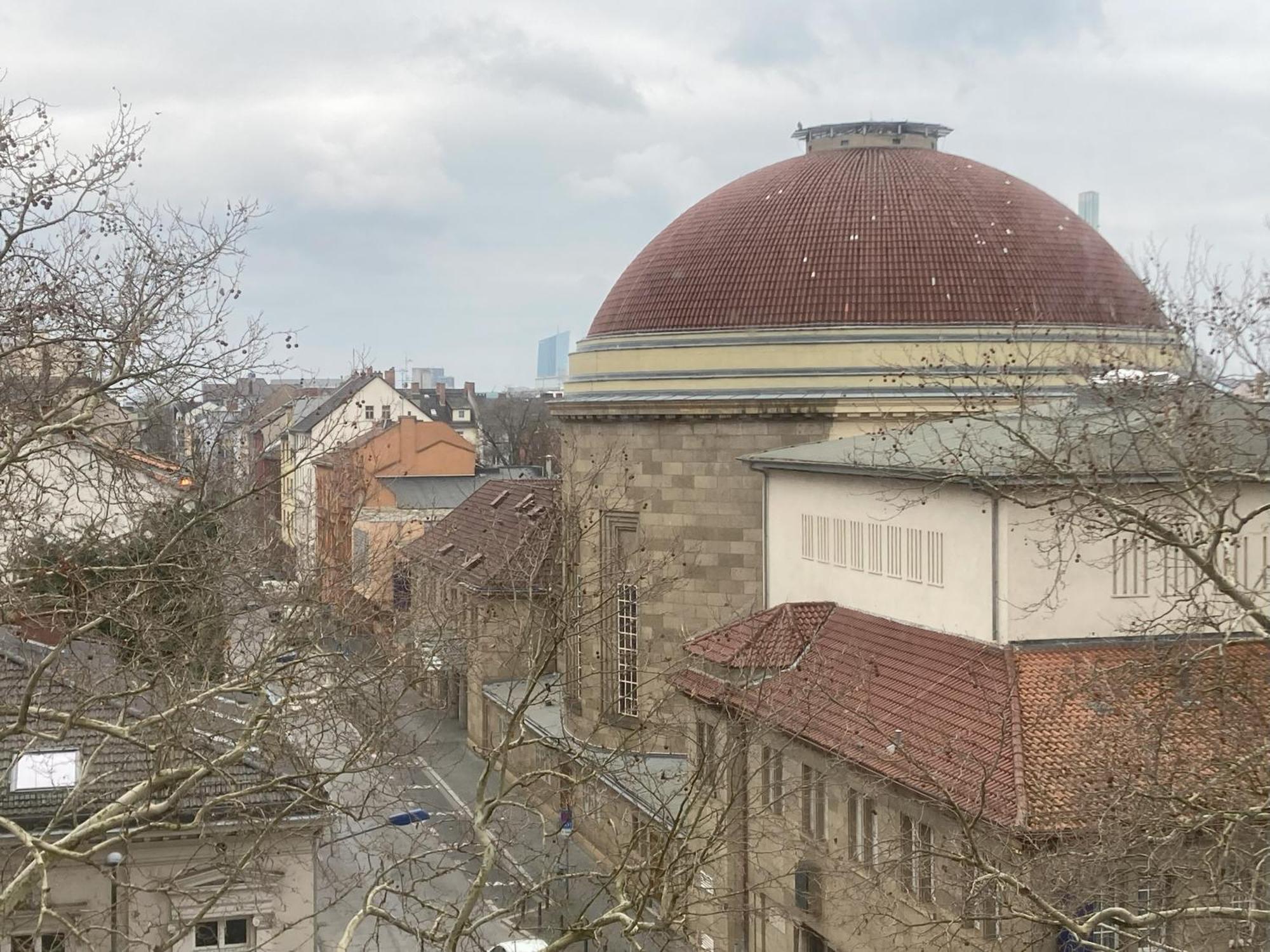 Ueber Den Daechern Von Offenbach Екстериор снимка